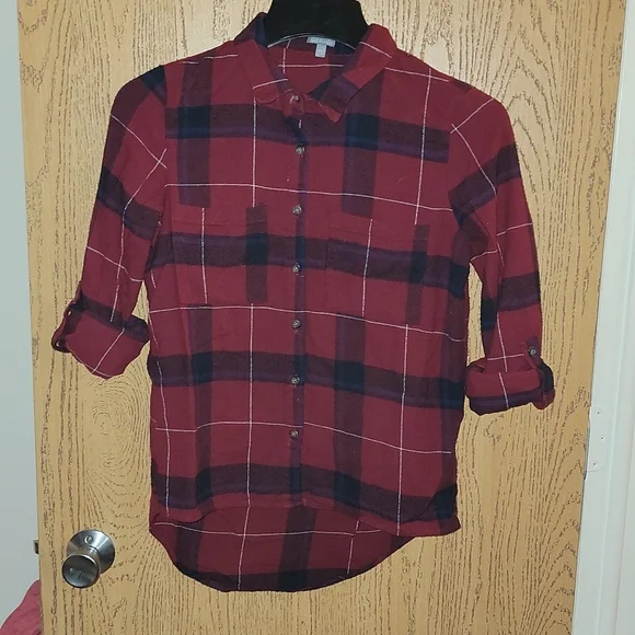 Charlotte Russe Woman's Flannel - Picture 3 of 10